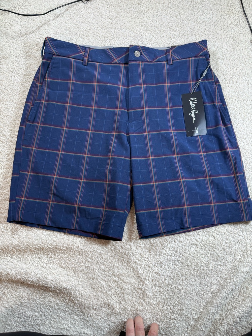 Walter Hagen Performance 11 Golf Shorts Mens 34 9” Inseam Navy Plaid NWT